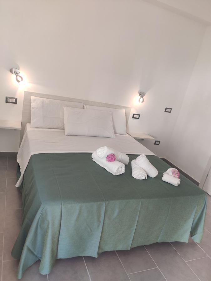Ninfea Tropea City Rooms מראה חיצוני תמונה